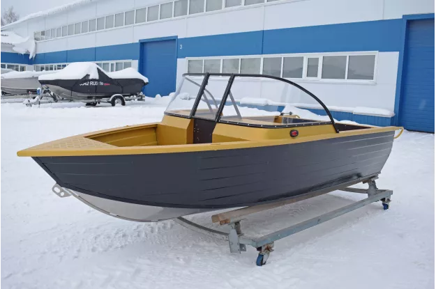 18 -  Wyatboat-390 DCM Увеличенный борт 