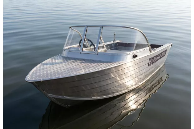 1 -  Wyatboat-390 Pro Увеличенный борт 