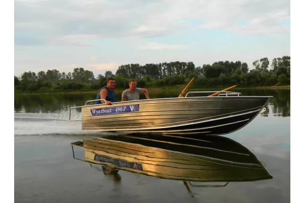6 - Wyatboat-490 P 