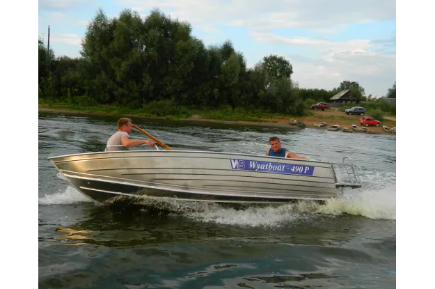 2 - Wyatboat-490 P 