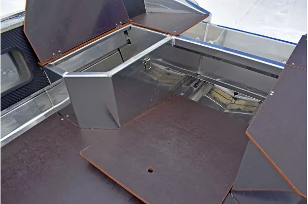 12 - Wyatboat-370 P NEW (1) 
