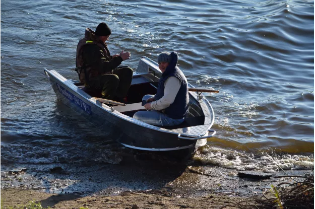 6 - Wyatboat-390 P (1) 