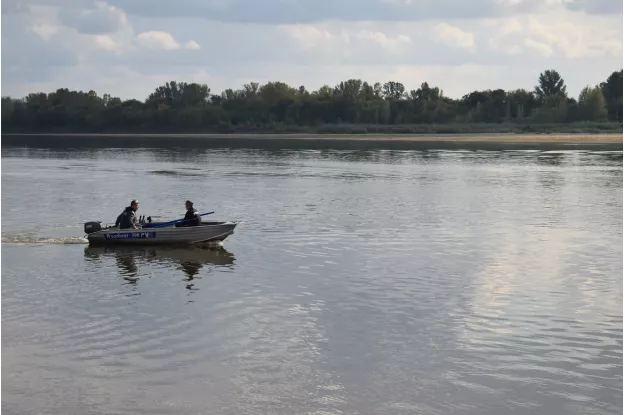 9 - Wyatboat-390 P (1) 