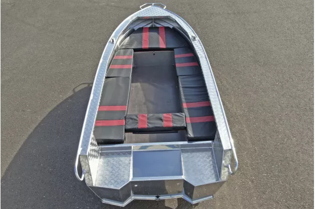 11 - Wyatboat-390РМ 