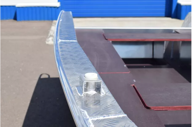7 - Wyatboat-390РМ 
