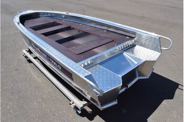 4 - Wyatboat-390РМ 