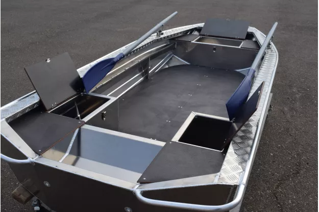 7 - Wyatboat-340 