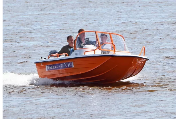 1 - Wyatboat-430 DC 