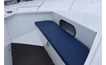 фото Мягкий носовой диван
