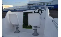 фото Кресла водителя и пассажира на регулируемых стойках